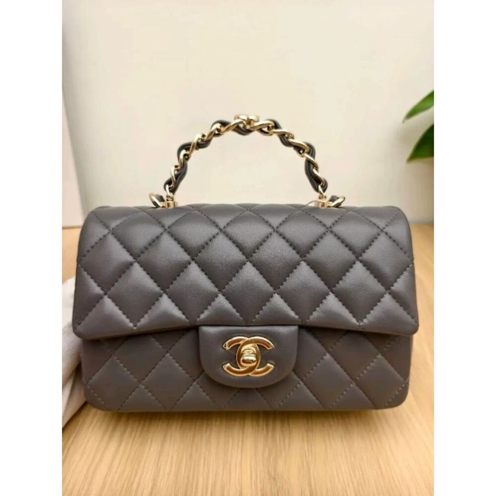 Chanel Women Pre-Loved Bag Brand New Condition